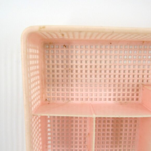 Vintage Pink Plastic Waffle Weave Silverware Drawer 5 Slot Utensil Tray - Picture 2 of 7